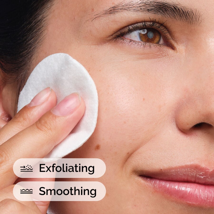 glycolic-acid-7-exfoliating-toner-i0 ord-glycolic-acid-exfoliating-toner-model-application-with-benefits.jpg